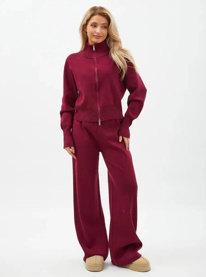 ALBA | Pantalon large, veste zippée.