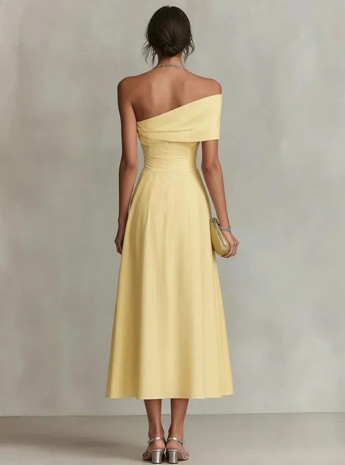 MAXI | Robe une épaule élégance solaire