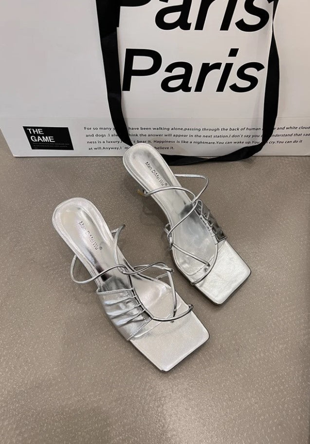 Sandales à Talons Aiguilles, Bout Repliable