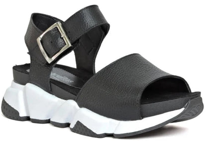 Sandales en cuir synthétique à bout ouvert